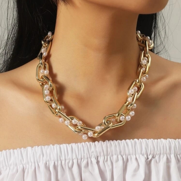 VIVA BOUTIQUE Jewelry - 🌿3 for $30🌿Chain Faux Pearl Decor Necklace